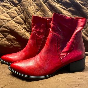 Paul Green Red/Maroon Booties Women’s UK8 US10.5